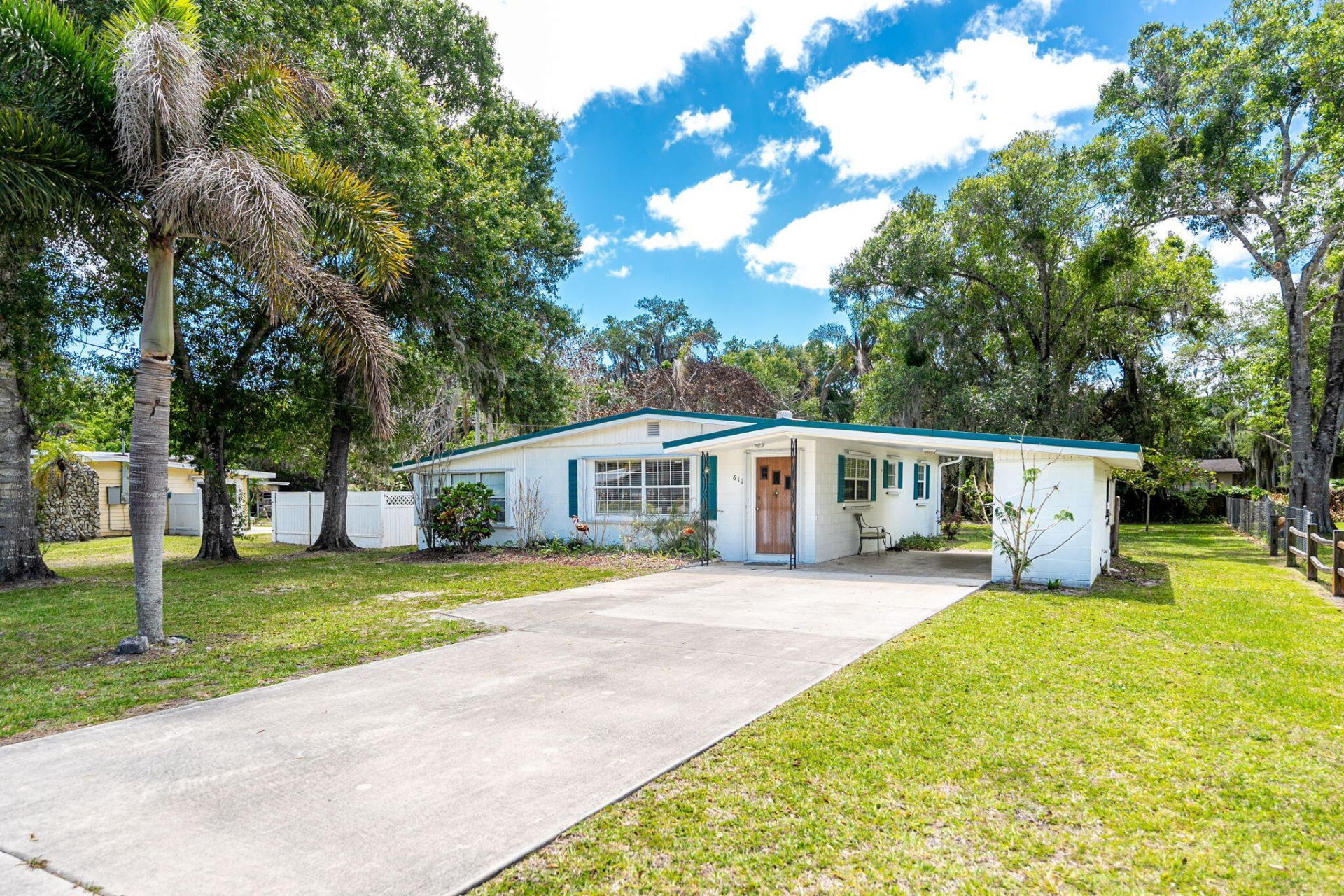 611 Brack Road, Fort Pierce, FL 34982 Photo