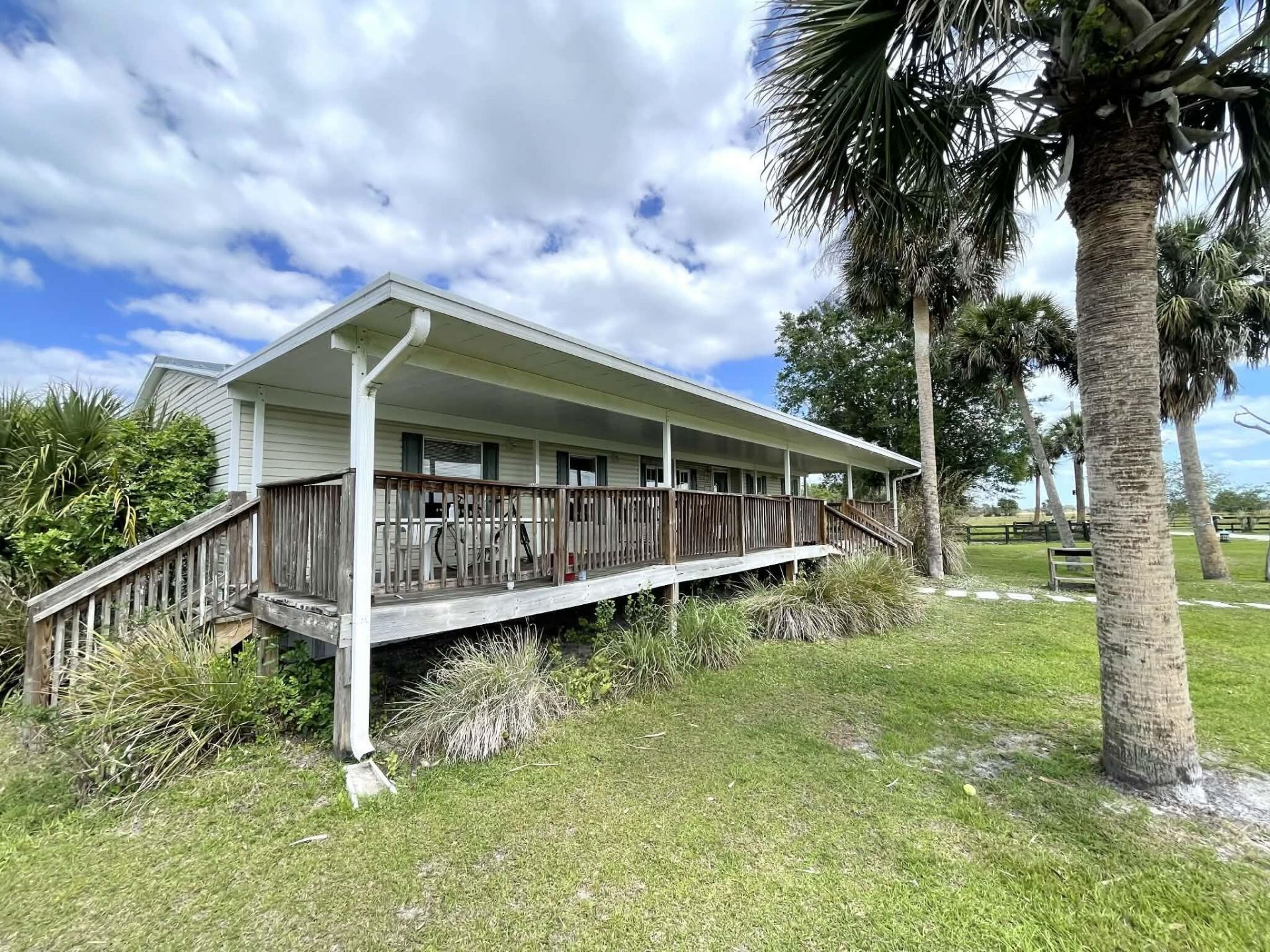 8121 NW 58th Lane, Okeechobee, FL 34972 Photo