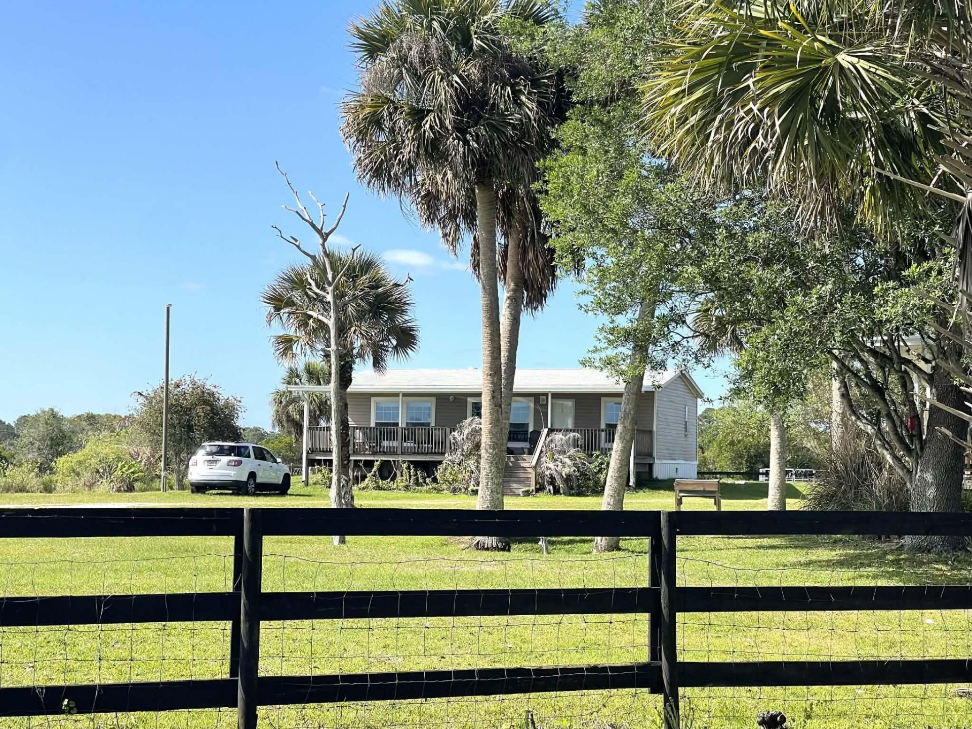 8121 NW 58th Lane, Okeechobee, FL 34972 Photo