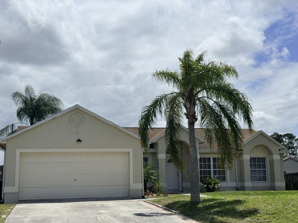 1044 SW Payne Avenue, Port St. Lucie, FL 34953