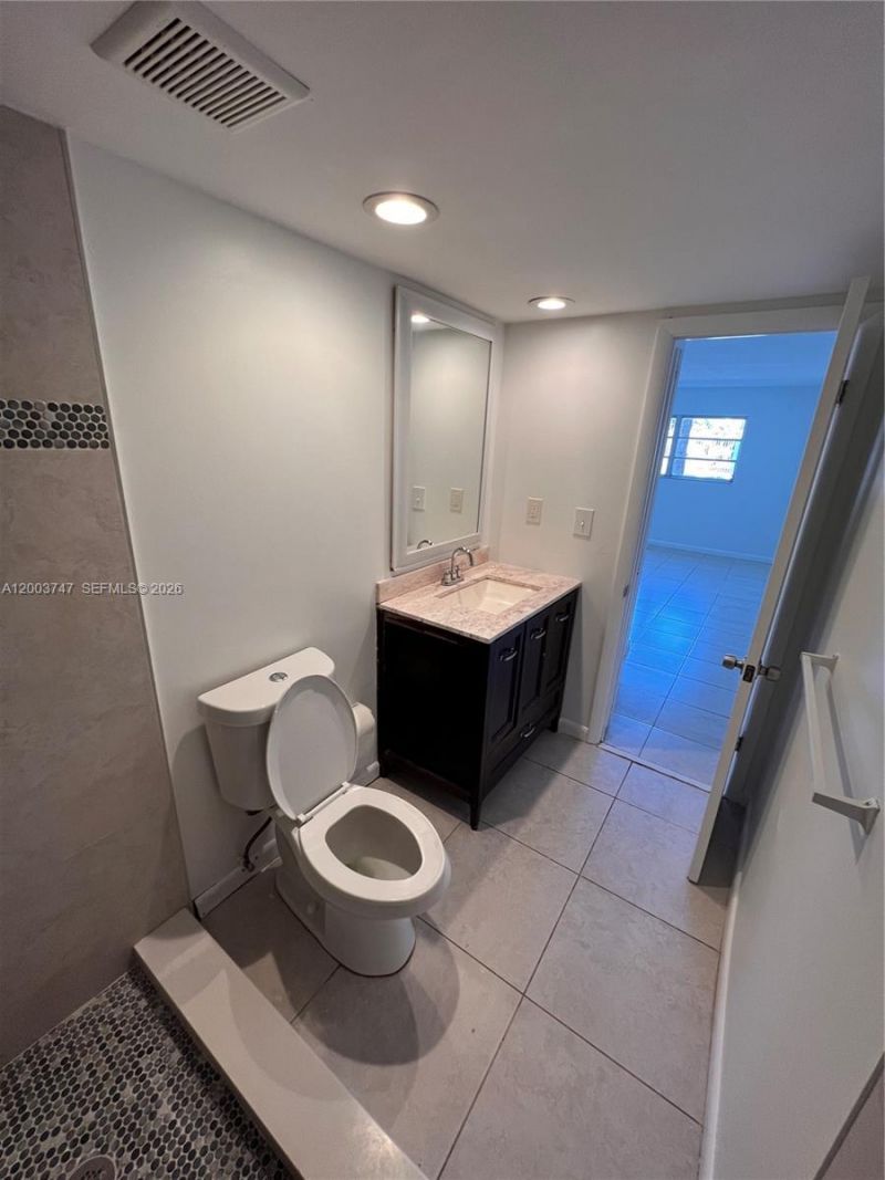 15221 NE 6th Ave , Unit A104, Miami, FL 33162 Photo