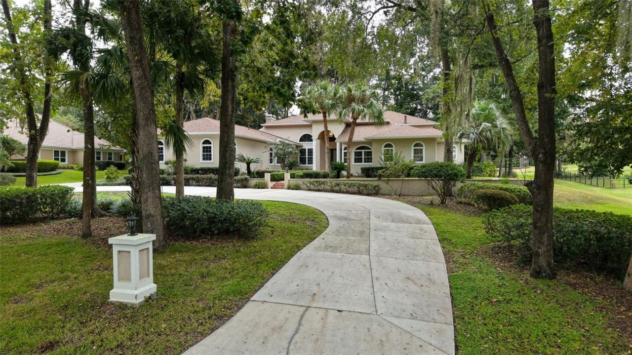 6943 SE 12th Circle, Ocala, FL 34480 Photo