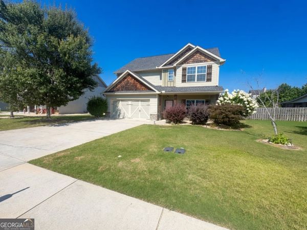 602 Rolling Acres Drive, Kathleen, GA 31047