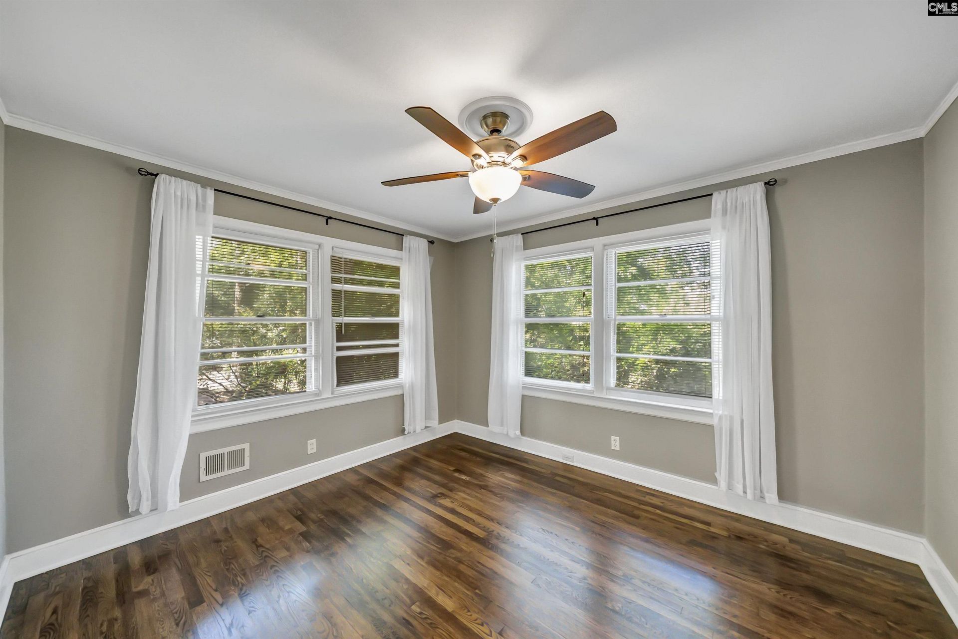 3133 Chinaberry Drive  Photo 9