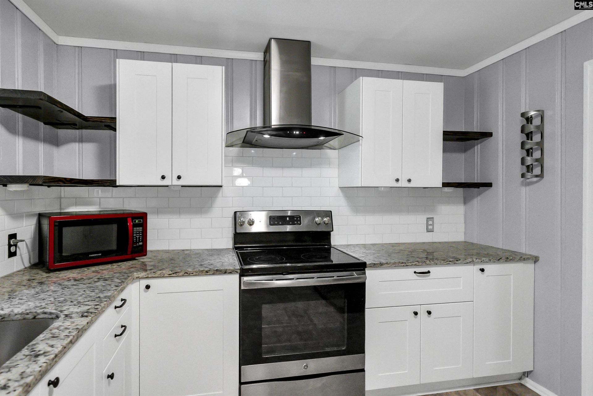 3133 Chinaberry Drive  Photo 4