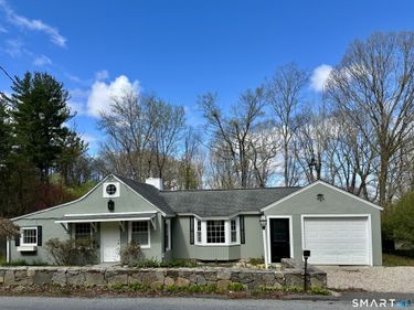 13 South , Washington, CT 06793
