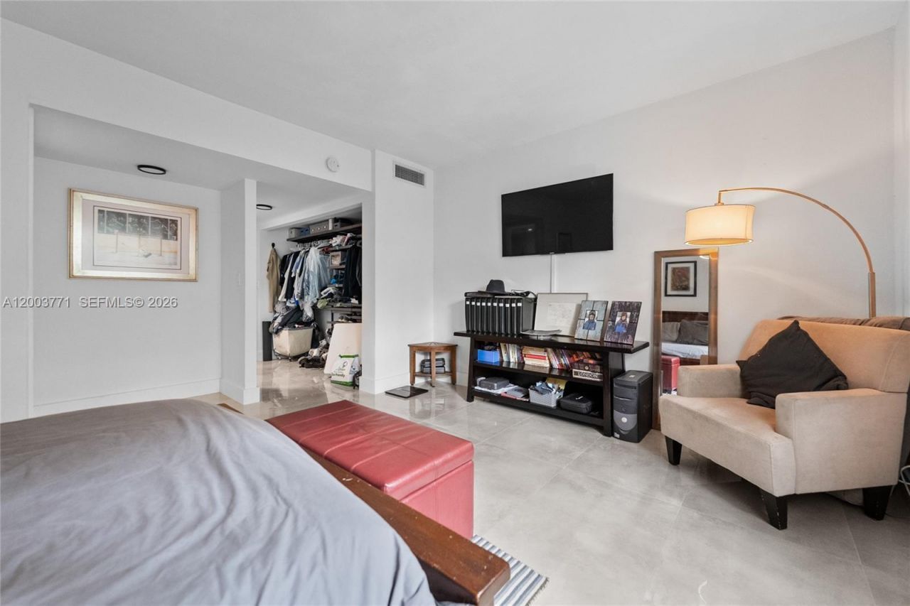 100 Edgewater Dr , Unit 129, Coral Gables, FL 33133 Photo