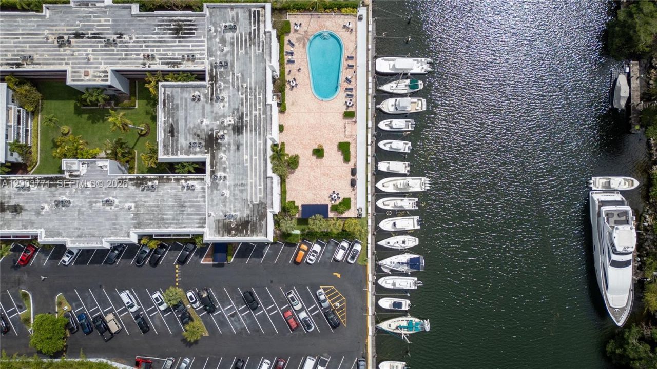100 Edgewater Dr , Unit 129, Coral Gables, FL 33133 Photo