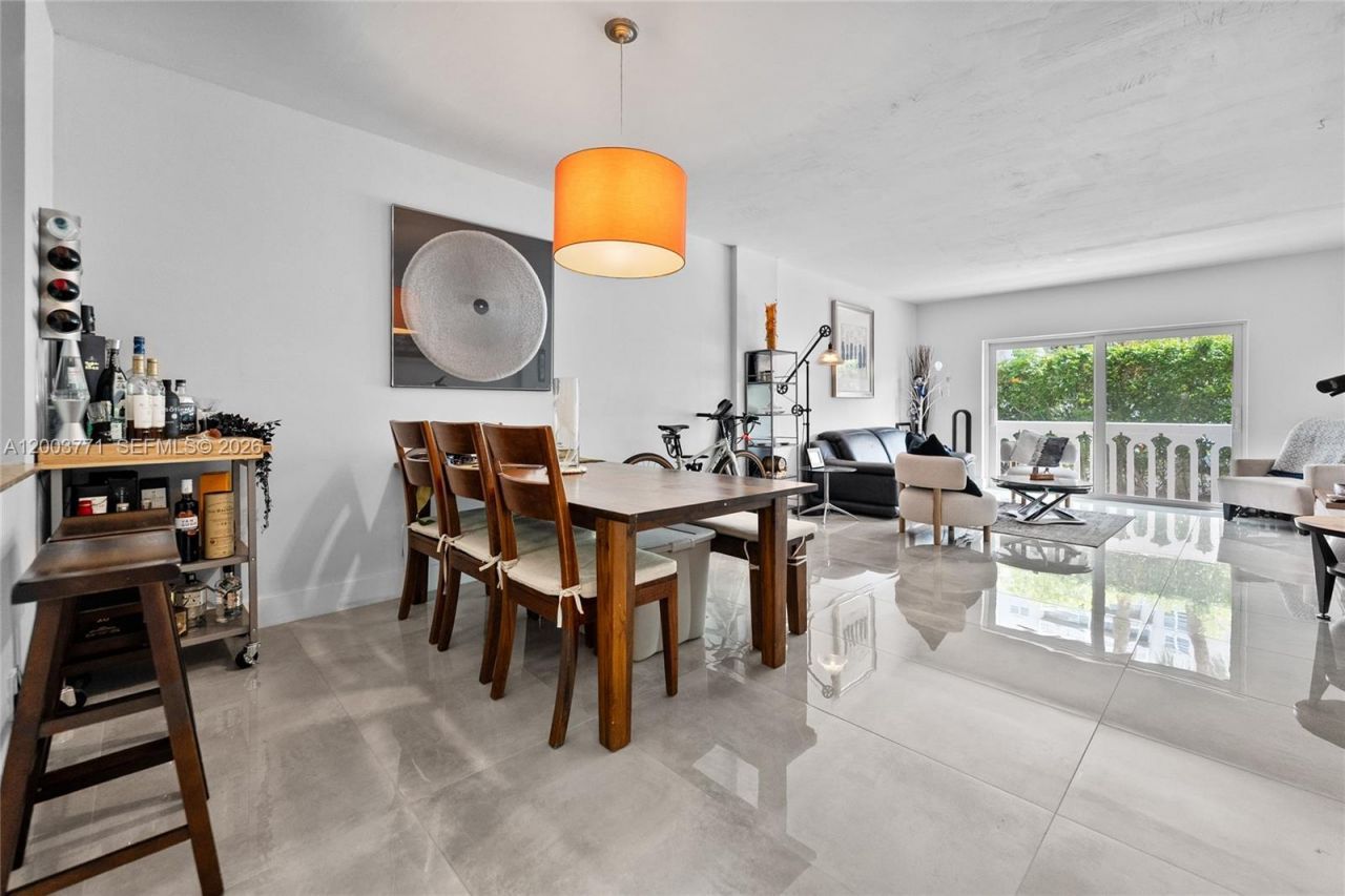 100 Edgewater Dr , Unit 129, Coral Gables, FL 33133 Photo
