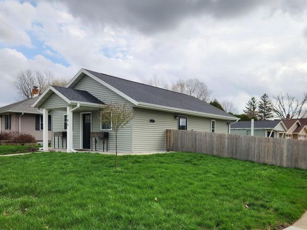 285 Camp Street, Platteville, WI 53818