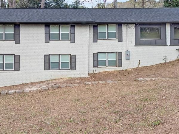 2851 Headland Drive , Atlanta, GA 30344