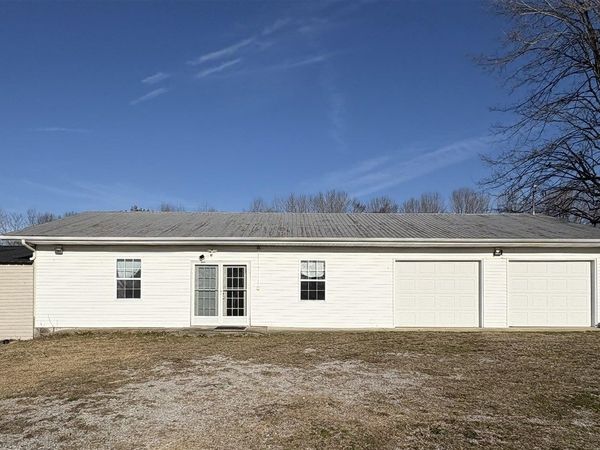 9880 Scottsville Road Unit A, Glasgow, KY 42141