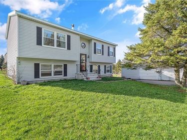 1085 Shackham Road, Fabius, NY 13063