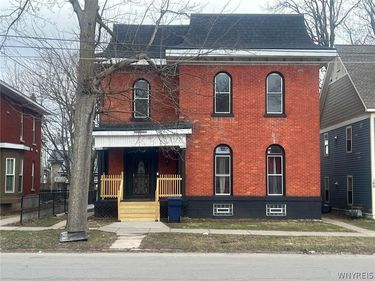 159 Genesee Street , Lockport, NY 14094