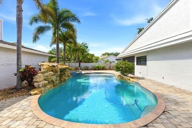 400 NW 78th Ave, Plantation, FL 33324 Photo