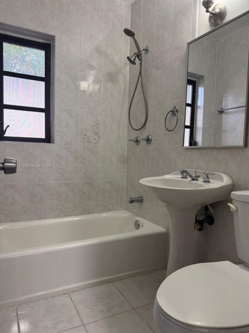 5260 SW 2nd St, Miami, FL 33134 Photo