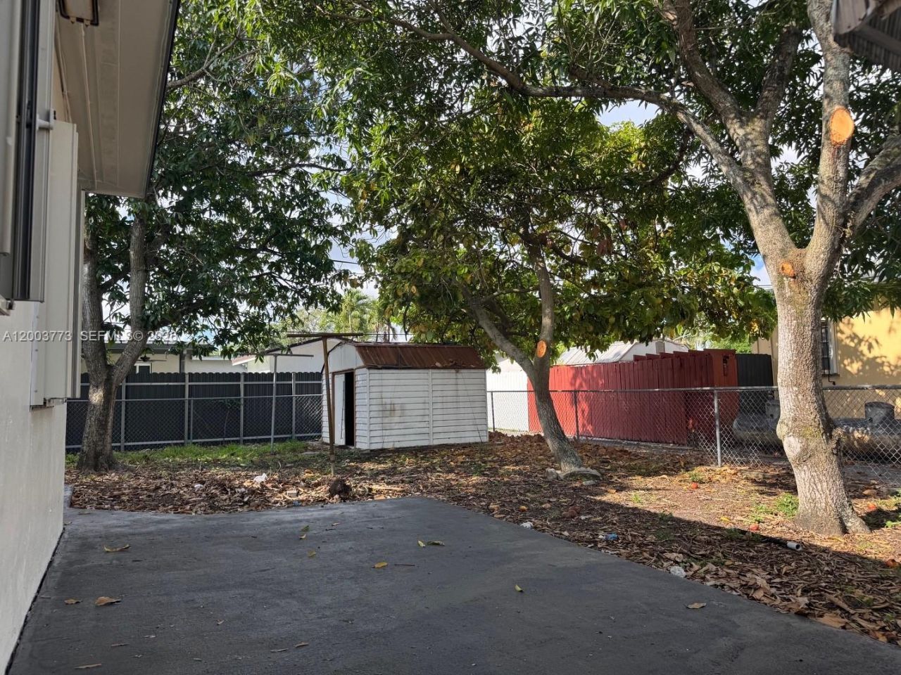 5260 SW 2nd St, Miami, FL 33134 Photo