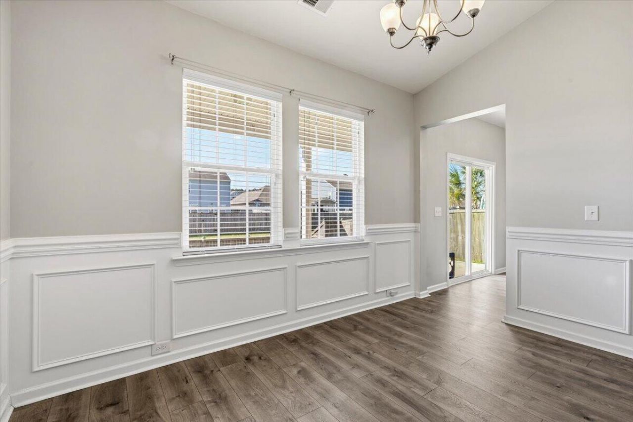 700 Redbud Lane Photo 16