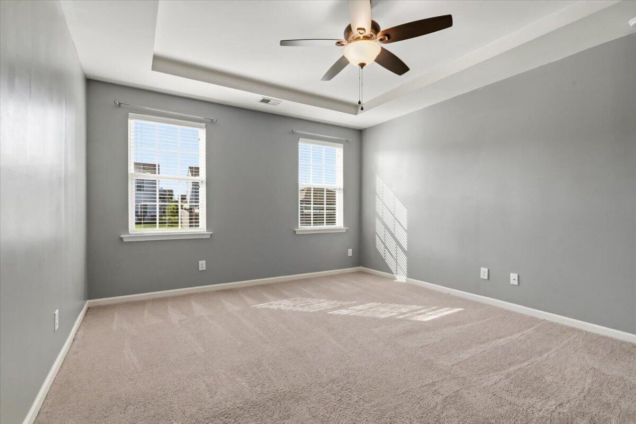 700 Redbud Lane Photo 28