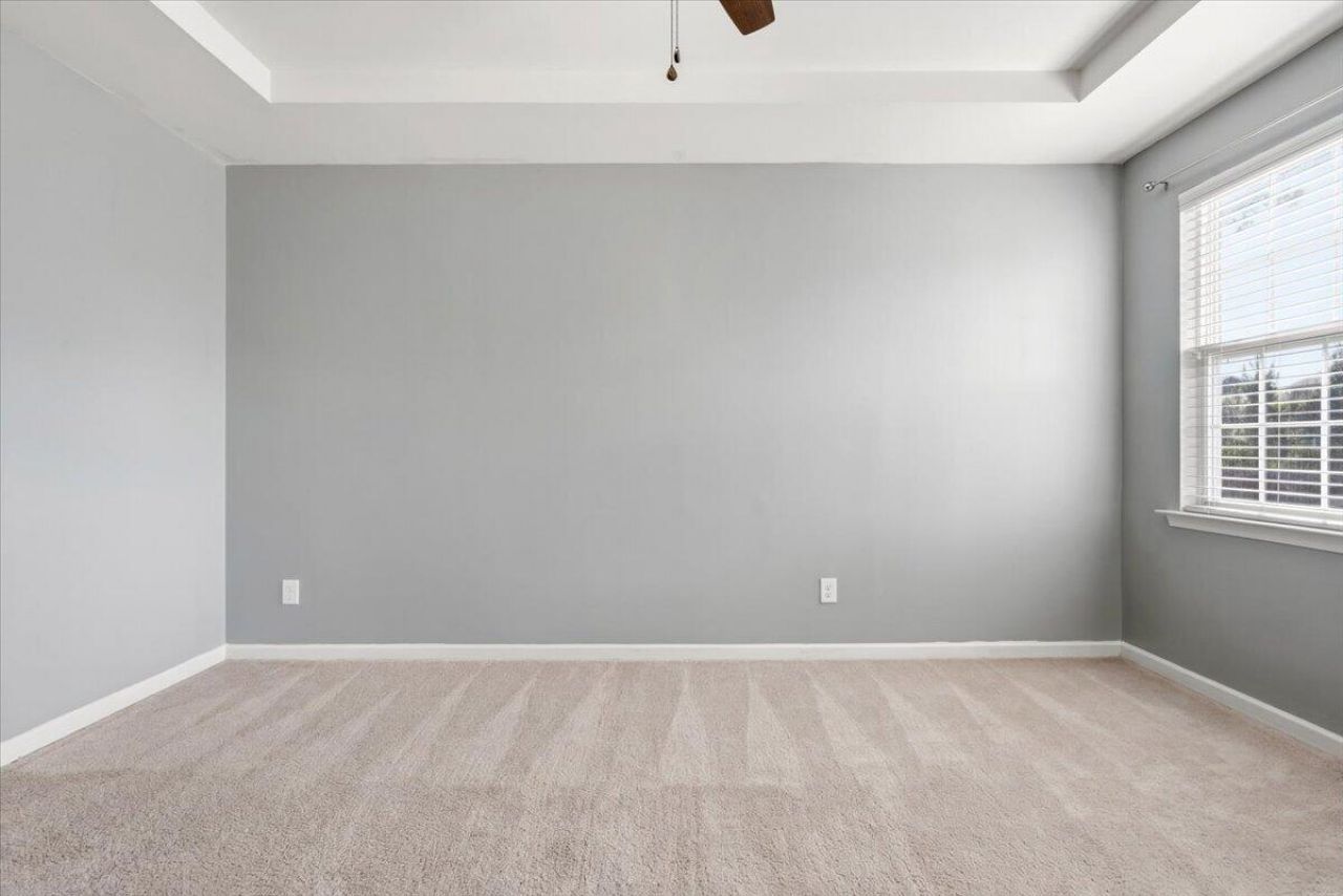 700 Redbud Lane Photo 30