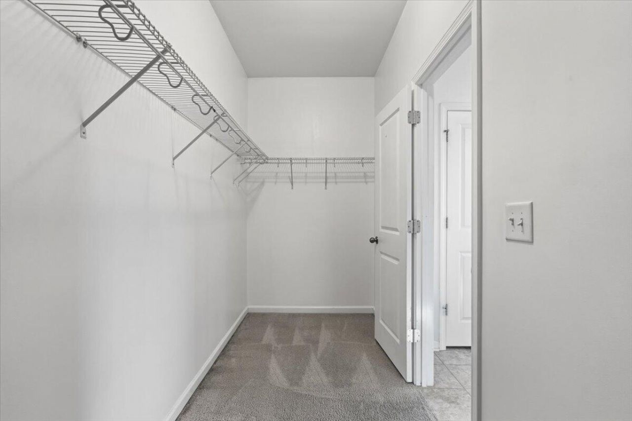 700 Redbud Lane Photo 35