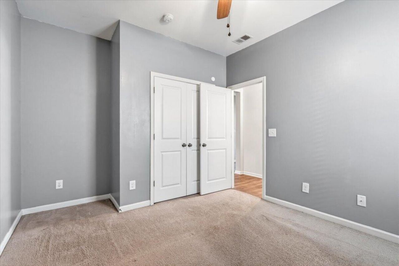 700 Redbud Lane Photo 39