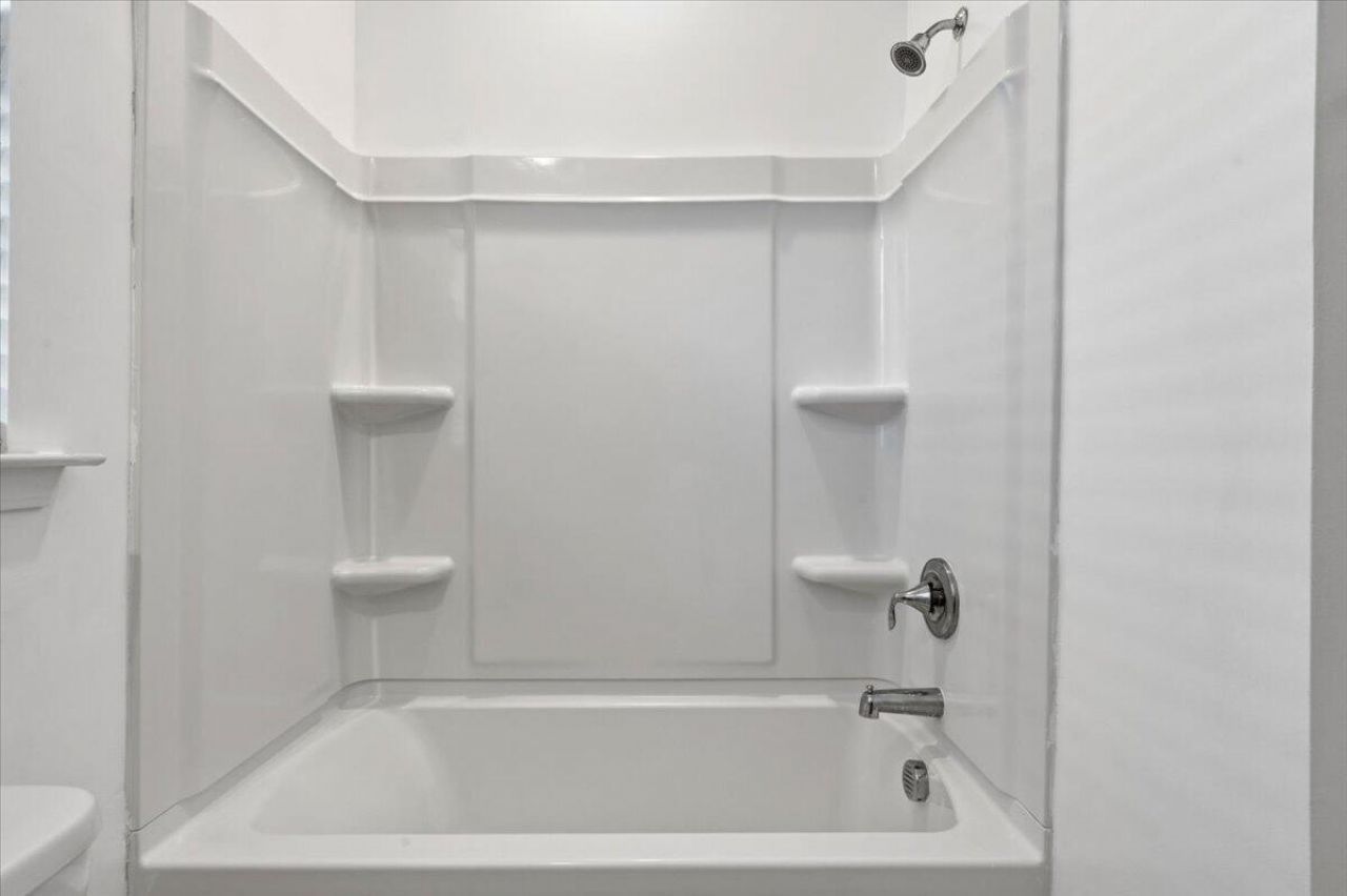 700 Redbud Lane Photo 41