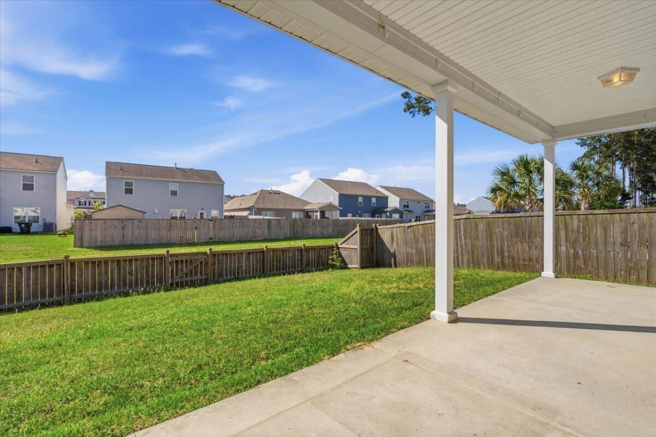 700 Redbud Lane Photo 53