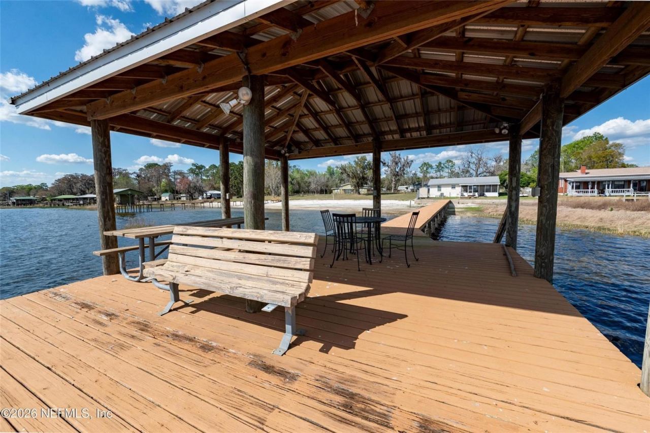 7932 SW County Road 18 , Hampton, FL 32044 Photo