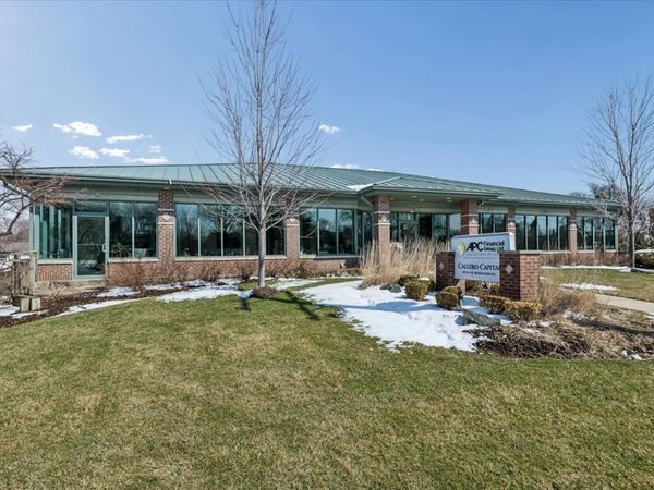 1150 W Northwest Highway , Mount Prospect, IL 60056