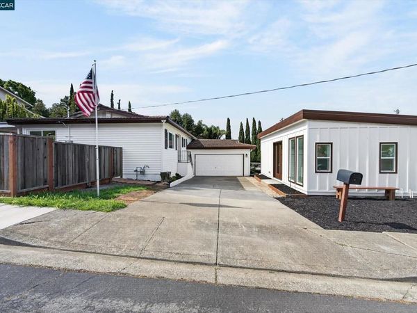 1920 E 3rd St, Benicia, CA 94510