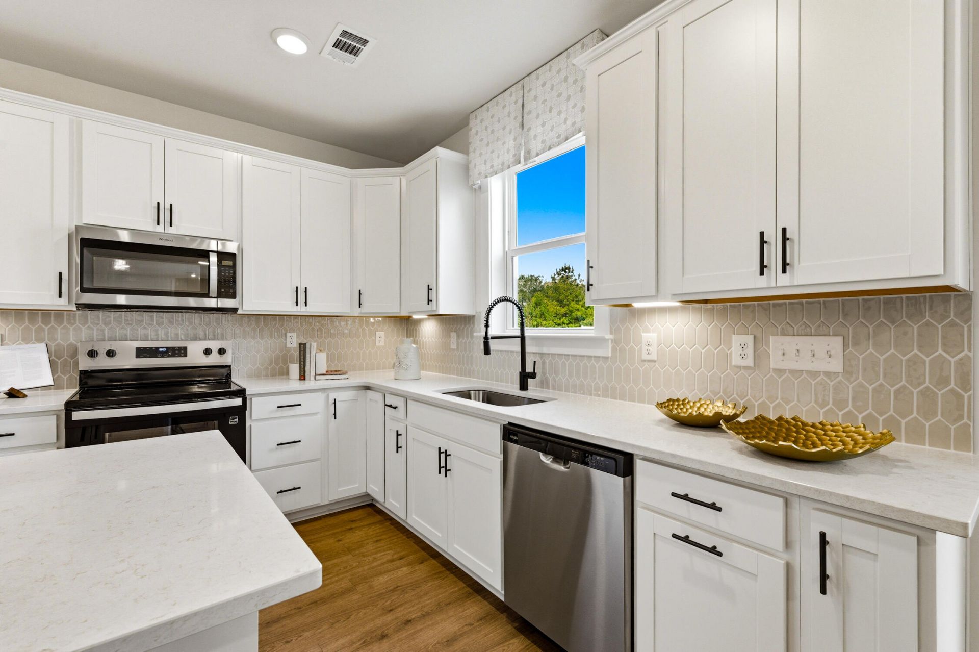 511 Blue Verner Road Photo 9