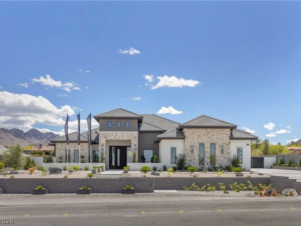 641 Patti Ann Woods Drive, Henderson, NV 89002