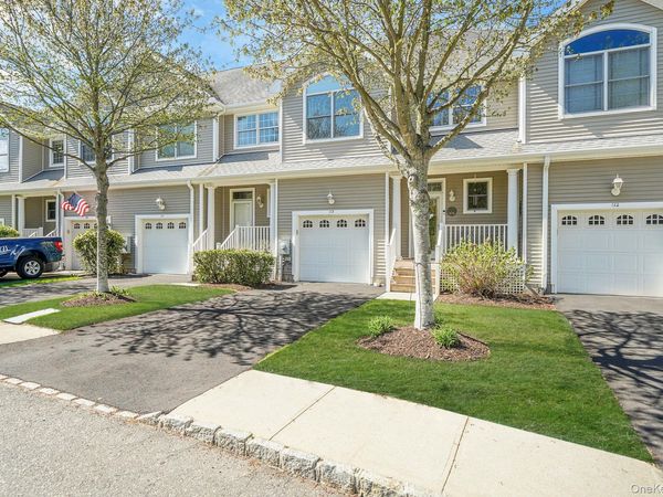 113 Brianna Drive, East Setauket, NY 11733