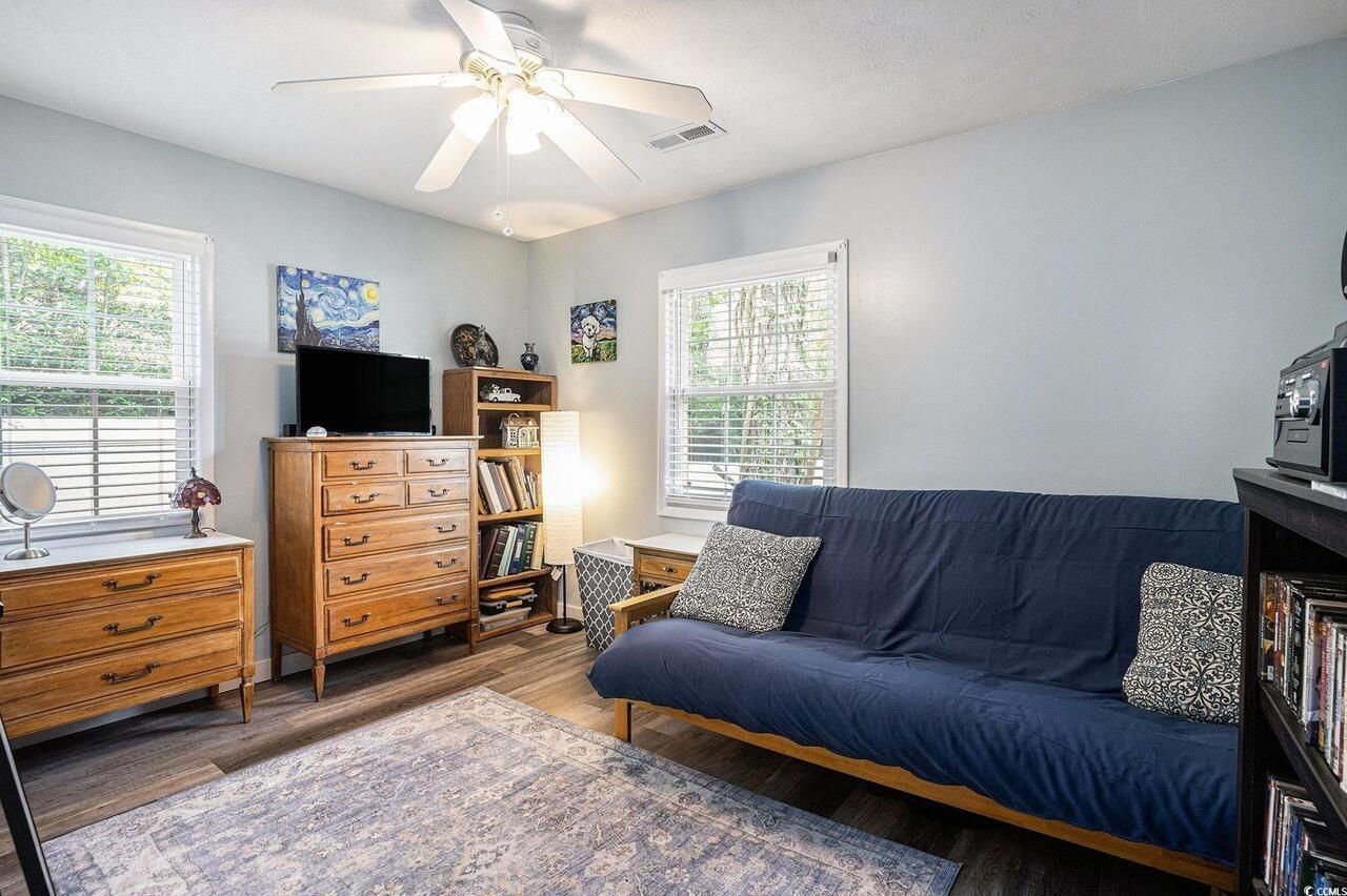 1205 King St.  Photo 10