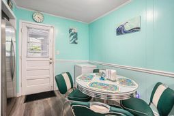 1205 King St.  photo 4