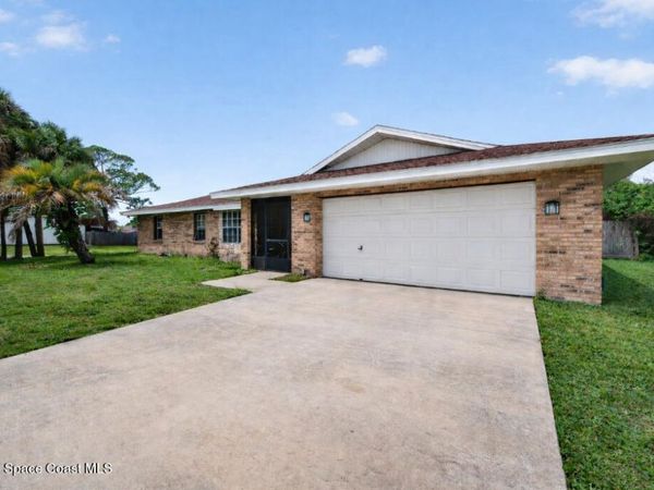 377 Emerson Drive NW , Palm Bay, FL 32907