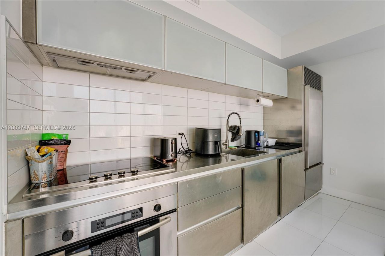 1040 Biscayne Blvd, Unit 1905, Miami, FL 33132 Photo