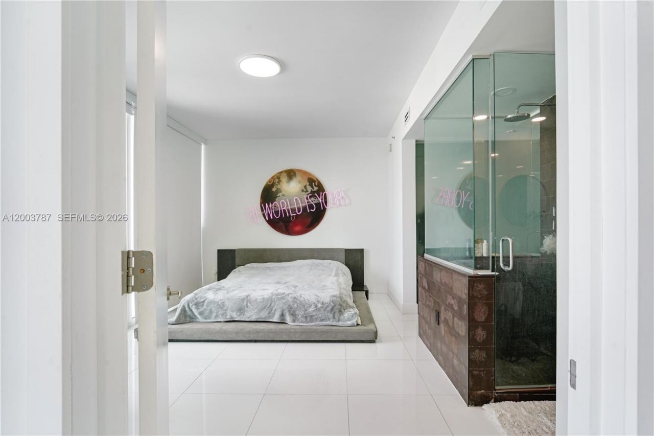 1040 Biscayne Blvd, Unit 1905, Miami, FL 33132 Photo