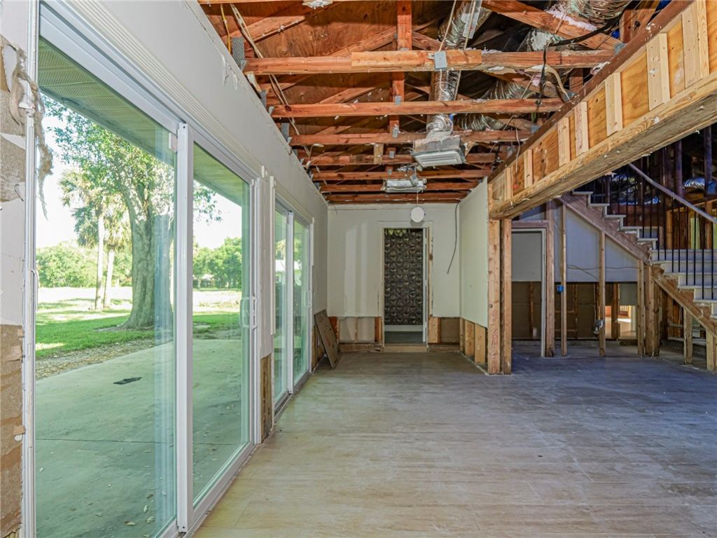 605 40th Avenue Sw, Vero Beach, FL 32968 Photo