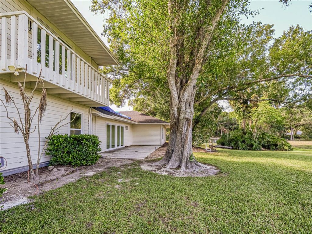 605 40th Avenue Sw, Vero Beach, FL 32968 Photo