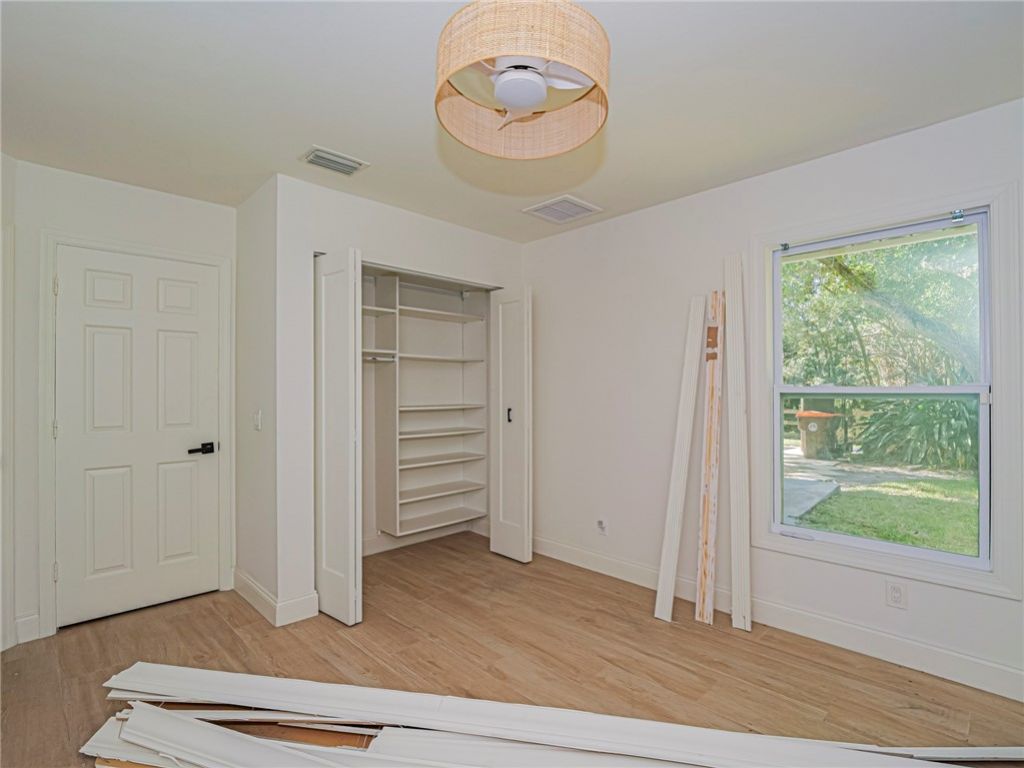 605 40th Avenue Sw, Vero Beach, FL 32968 Photo