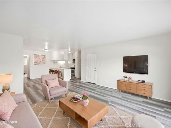 406 W Regent Street , Unit 13, Inglewood, CA 90301