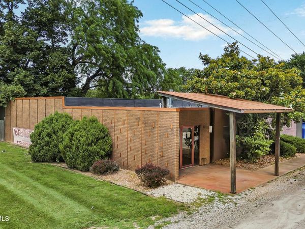 1401 E MAIN STREET, Linn, MO 65051
