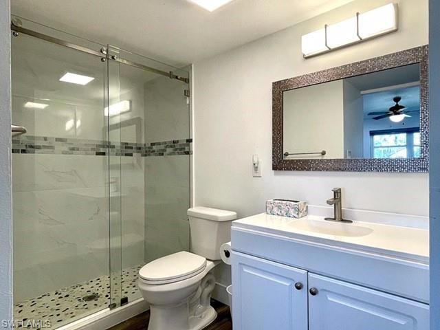 200 Valley Stream Dr, Unit 8B, Naples, FL 34113 Photo