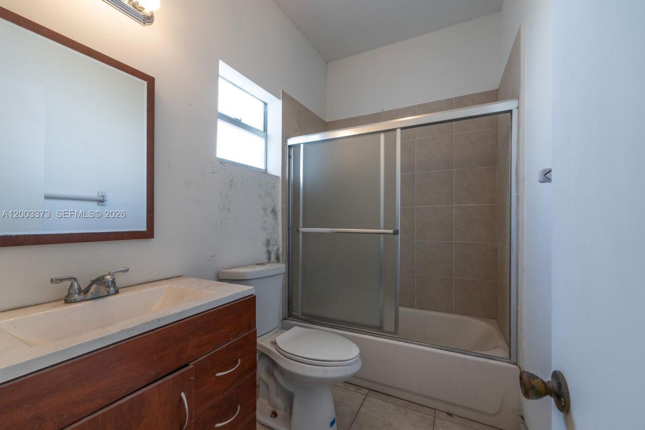 311 SW 10th Ave, Miami, FL 33130 Photo
