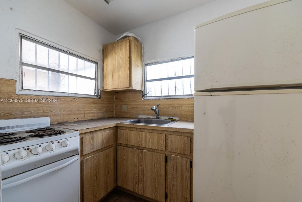 311 SW 10th Ave , Miami, FL 33130 Photo