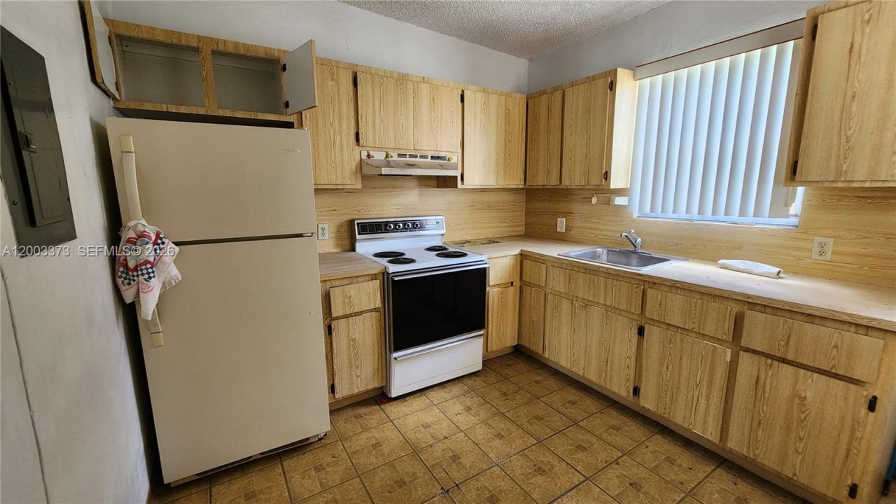 311 SW 10th Ave, Miami, FL 33130 Photo