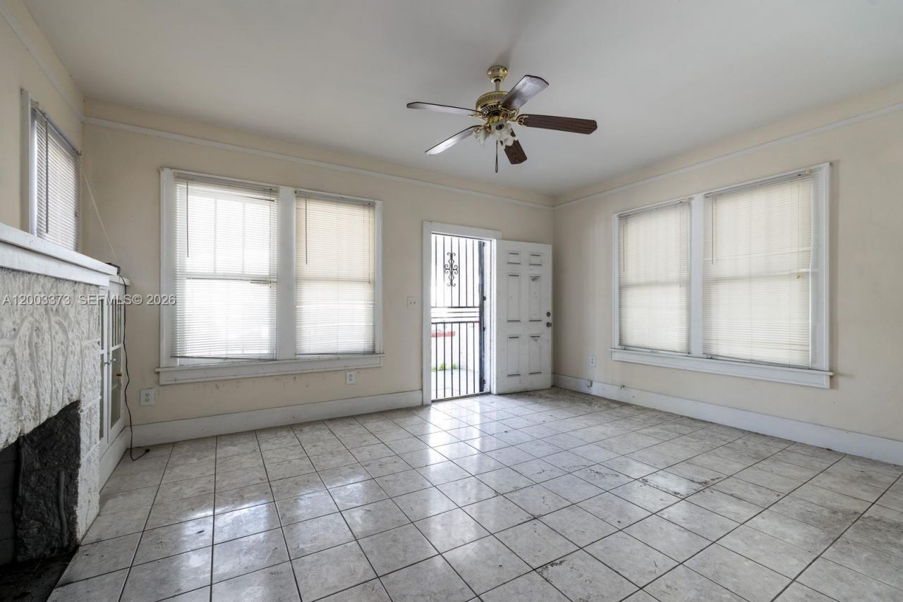 311 SW 10th Ave, Miami, FL 33130 Photo