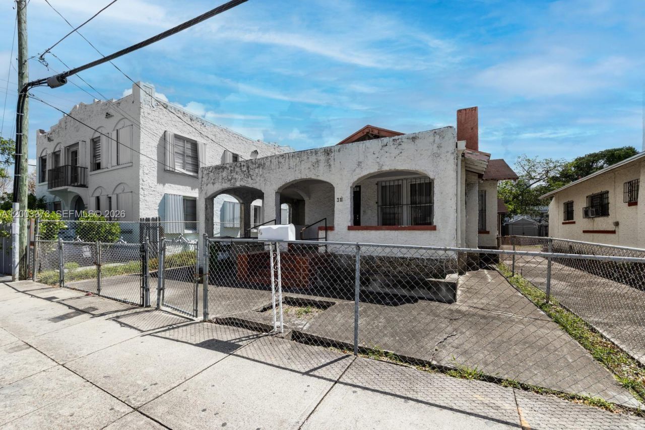 311 SW 10th Ave, Miami, FL 33130 Photo